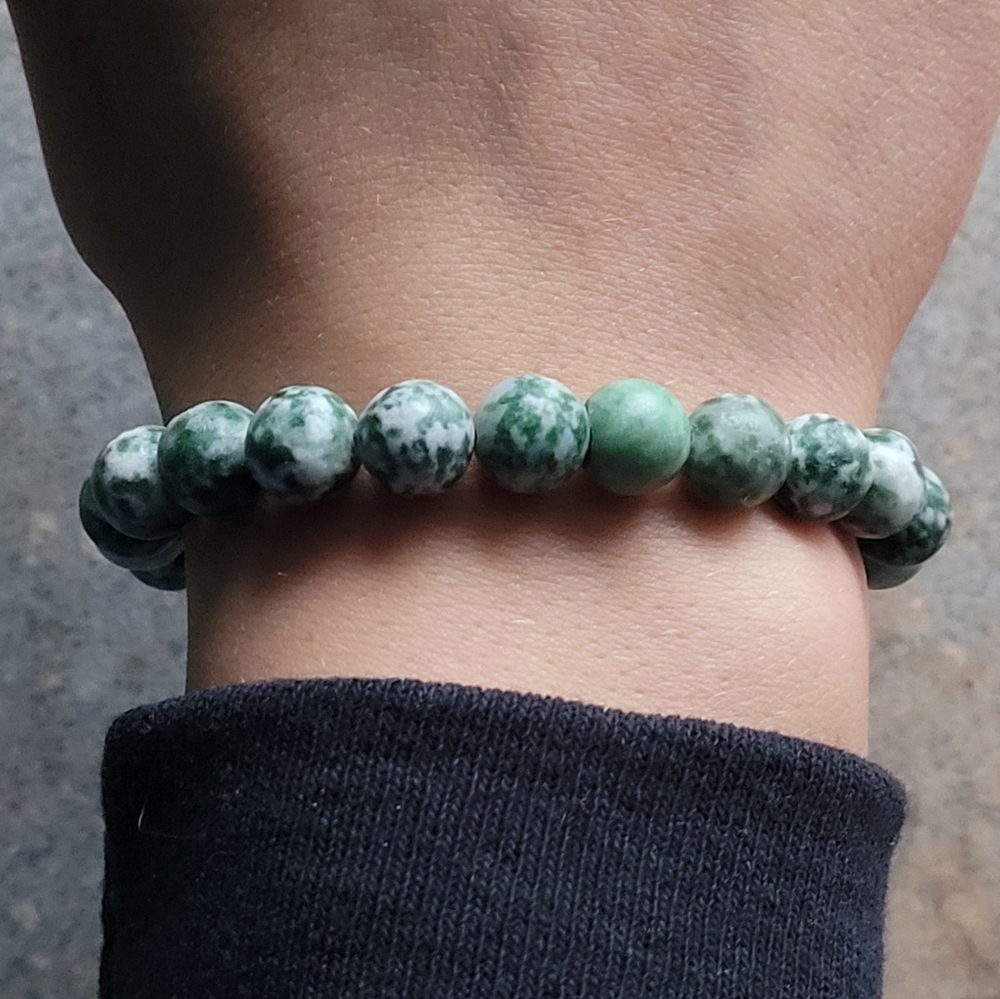 Green Spot Gemstone Bead Bracelet